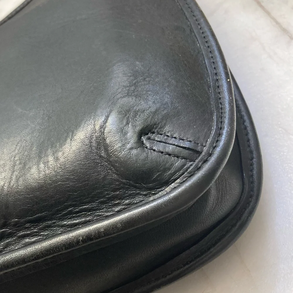 Coach 9020 vintage black leather mini ergo bag